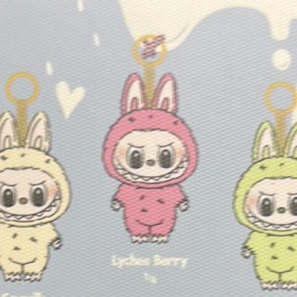 Exciting Macaron - Lychee Berry - Picture 2 of 2